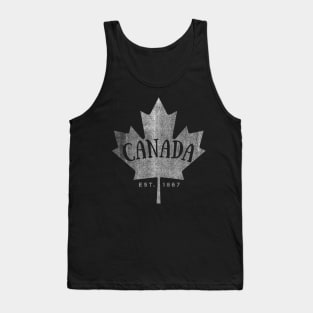 Canada Maple Leaf design - Canada Est. 1867 Vintage Script Tank Top